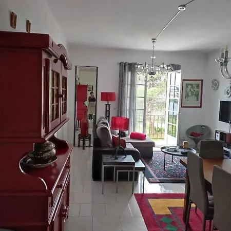 Lemos Family Beach House *